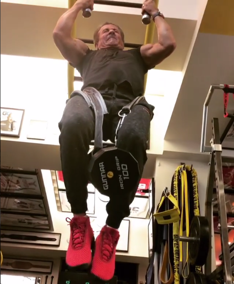 Sylvester Stallone Klimmzüge Sylvester Stallone Klimmzüge