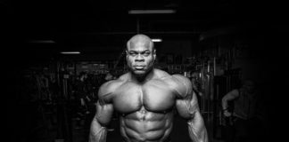 Kai Greene erklärt, warum er immer noch wie ein Profi-Bodybuilder aussieht! Kai Greene erklärt, warum er immer noch wie ein Profi-Bodybuilder aussieht!