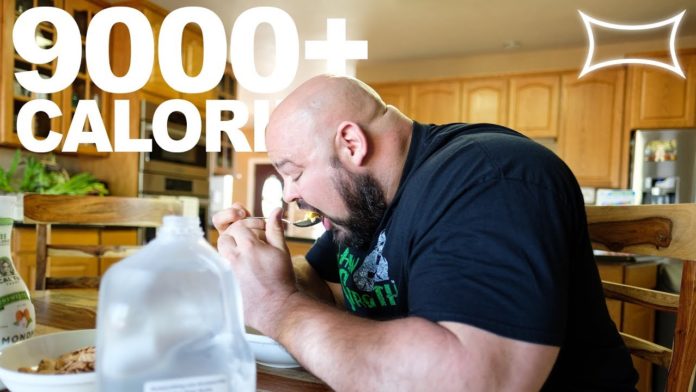 Über 320g Fett und 9000+ Kalorien jeden Tag - DAS isst Brian Shaw vor den Arnold Classics! Über 320g Fett und 9000+ Kalorien jeden Tag - DAS isst Brian Shaw vor den Arnold Classics!