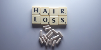 Kreatin verursacht Haarausfall: Mythos oder Wahrheit? Kreatin verursacht keinen Haarausfall