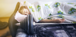 Hormone & Regeneration: Wie Schlaf den Muskelaufbau beeinflusst Schlaf ist für die Regeneration der Hormone essentiell