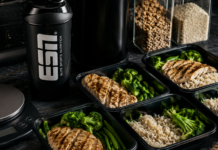Diät im Bodybuilding: Fett verlieren und Muskeln schützen Wie du in der Bodybuilding-Diät Fett verlierst, Muskeln schützt und mit Kaloriendefizit, Makros, Training und Refeeds erfolgreich cuttest.