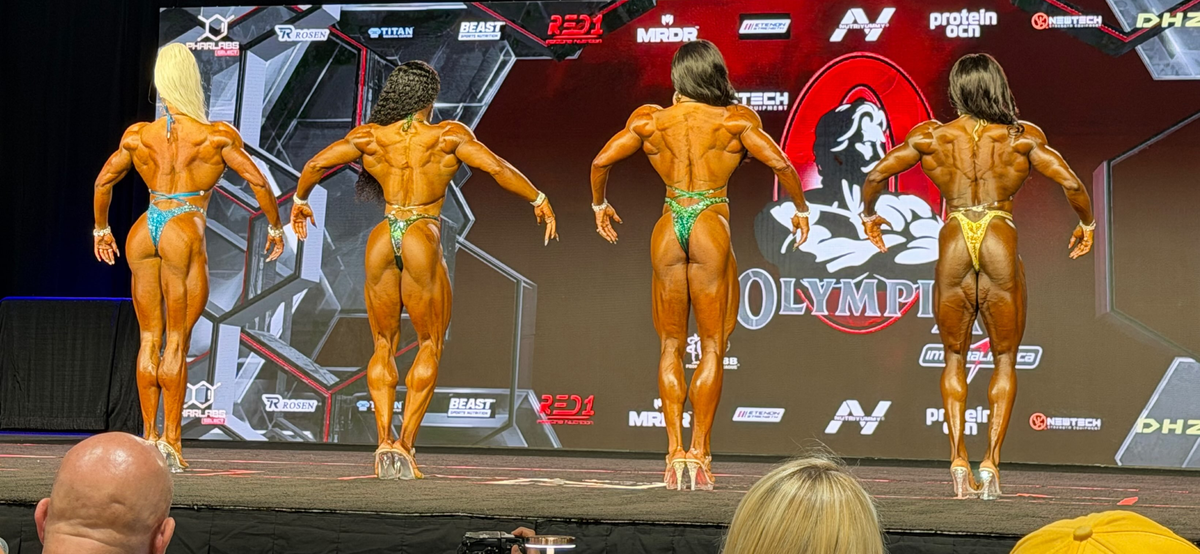 Final Callout Figure Mr. Olympia 2026 Rückenansicht
