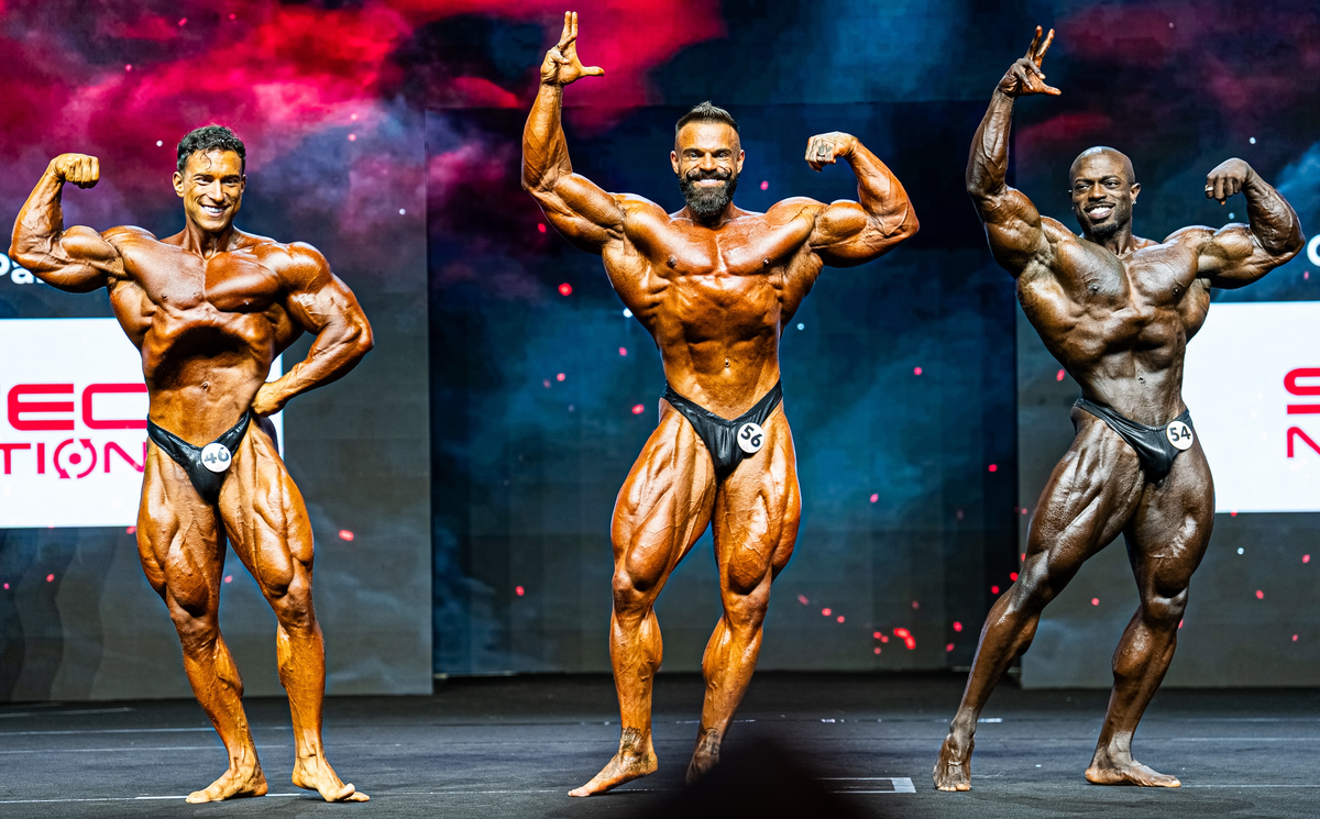 Mike Sommerfeld gewinnt die Classic Physique auf der Prag Pro 2026